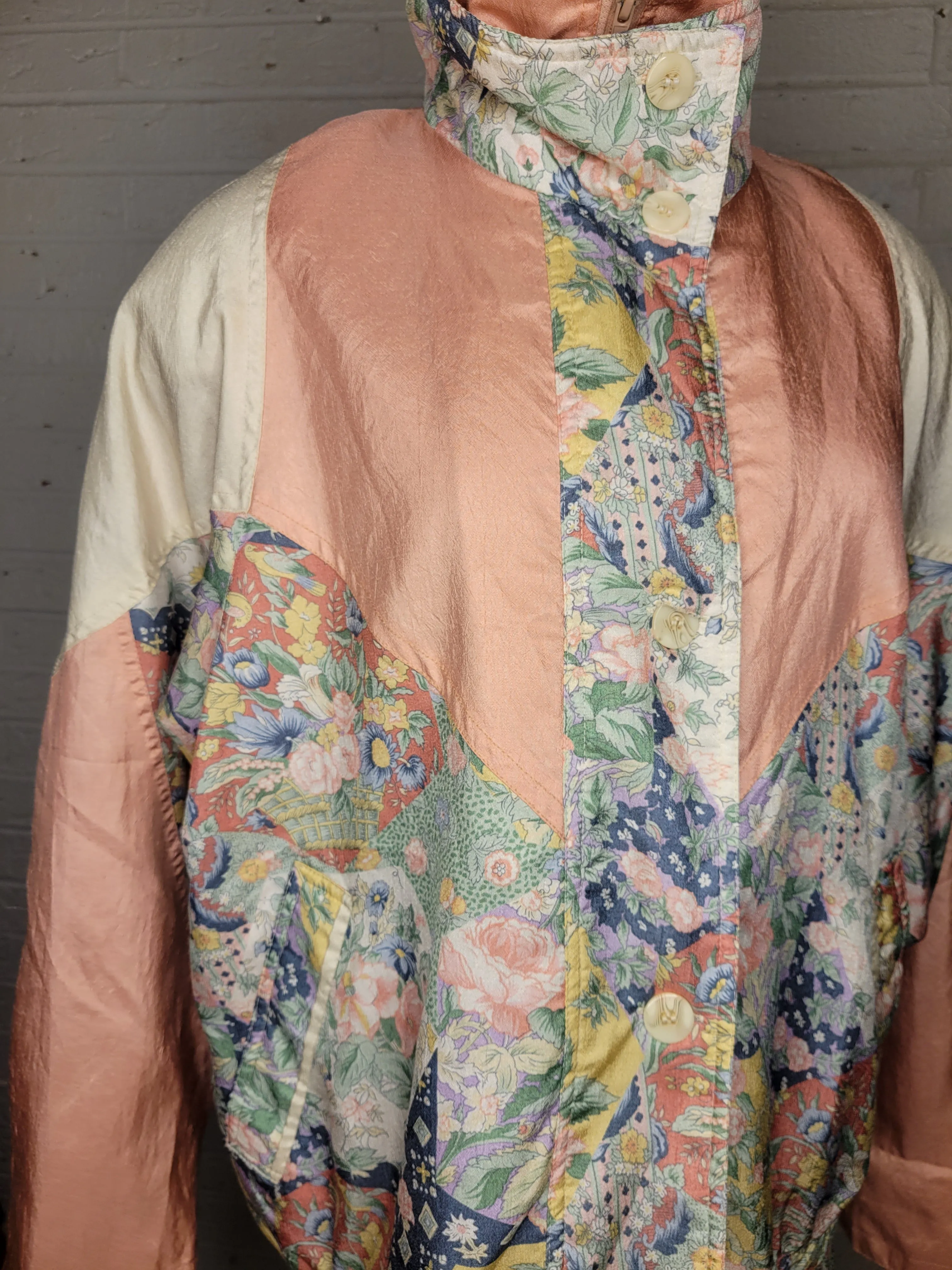 L/XL - Vintage Pastel Windbreaker