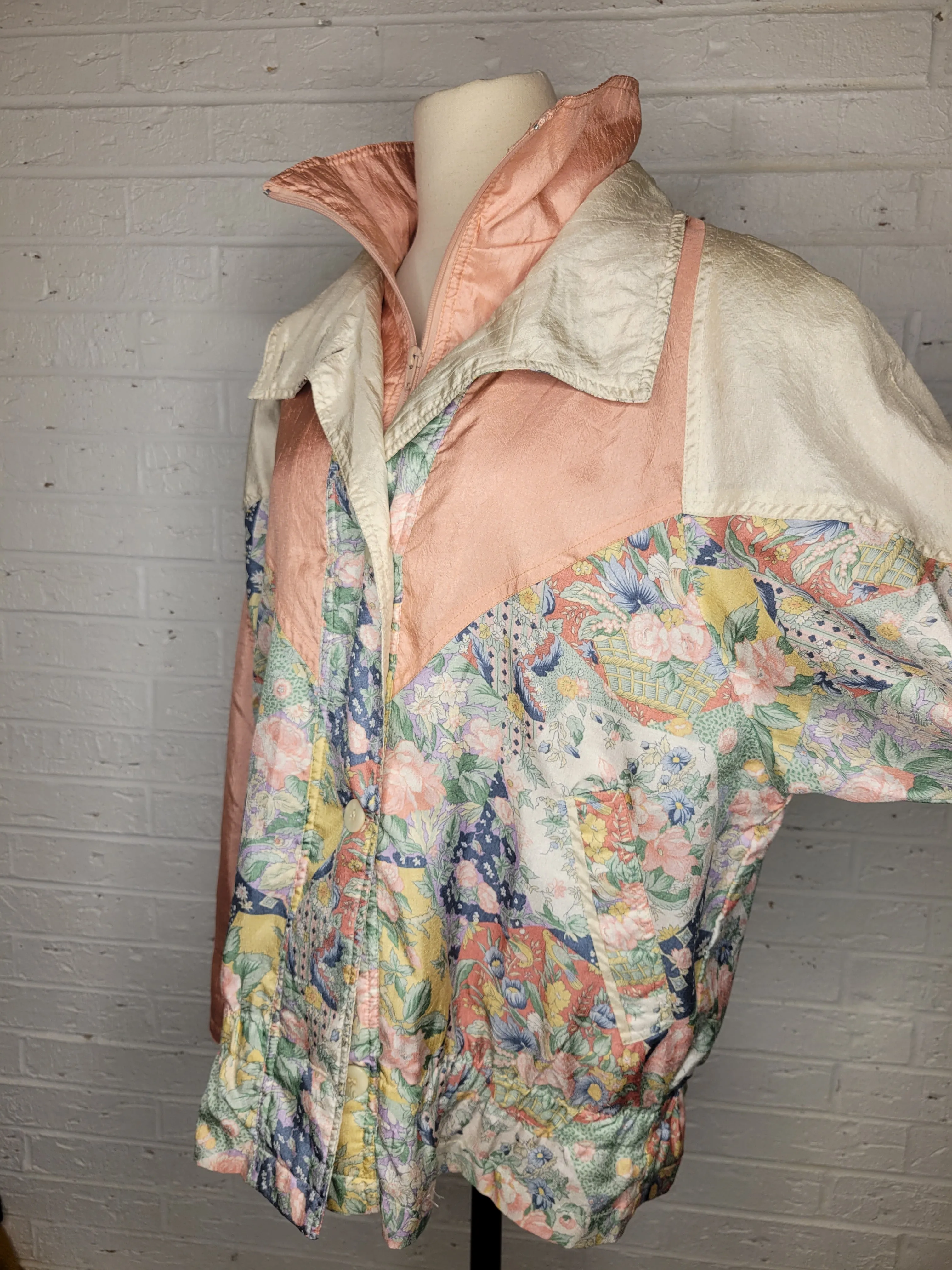 L/XL - Vintage Pastel Windbreaker